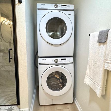 Upgraded Suite - Easy Access To Uptown #N29 オクラホマシティ エクステリア 写真