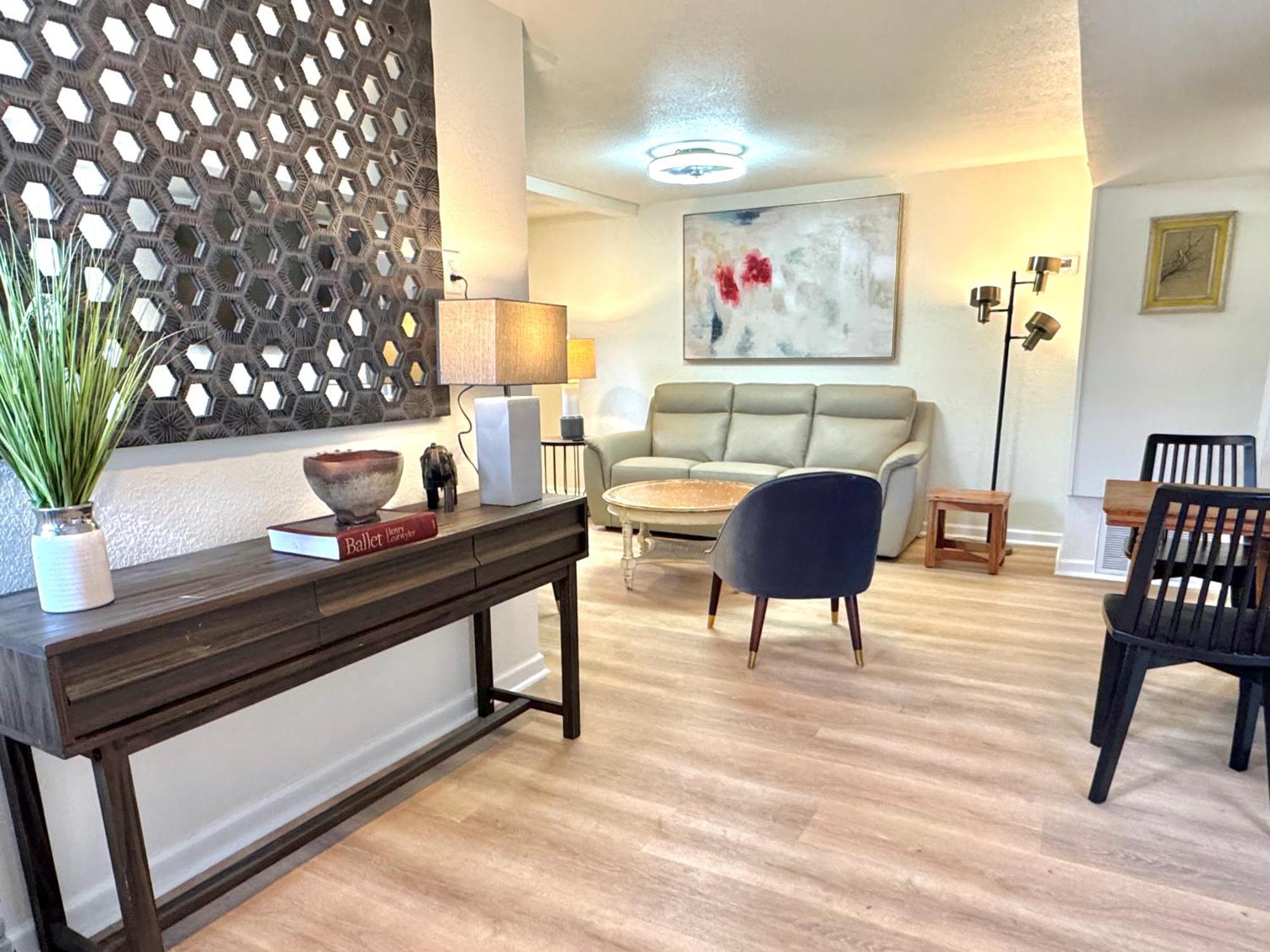 Upgraded Suite - Easy Access To Uptown #N29 オクラホマシティ エクステリア 写真