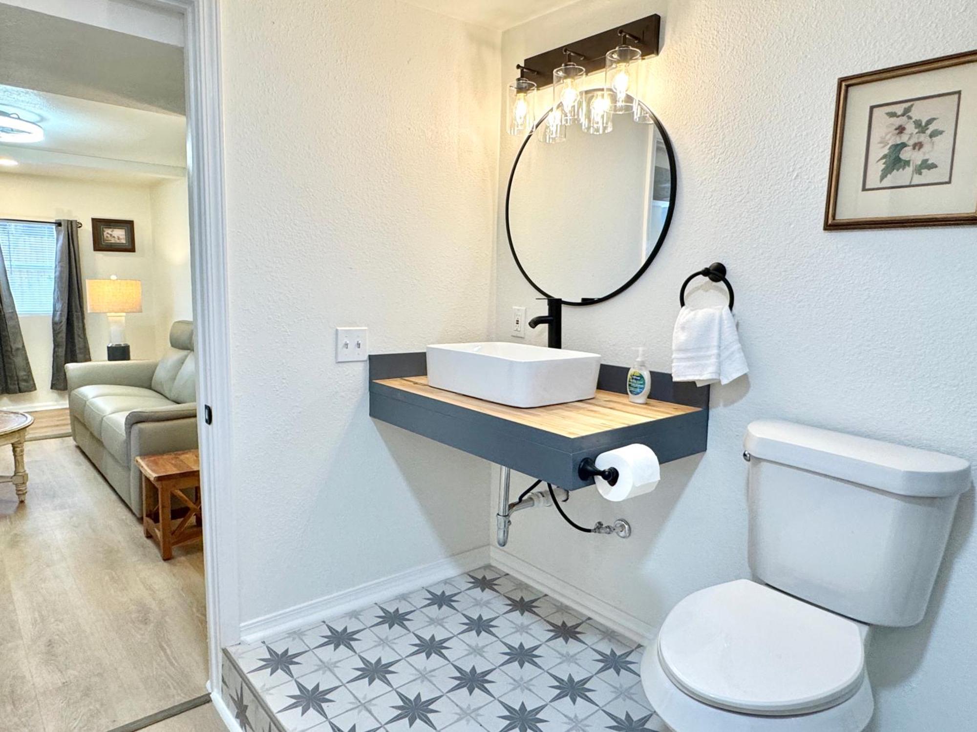 Upgraded Suite - Easy Access To Uptown #N29 オクラホマシティ エクステリア 写真