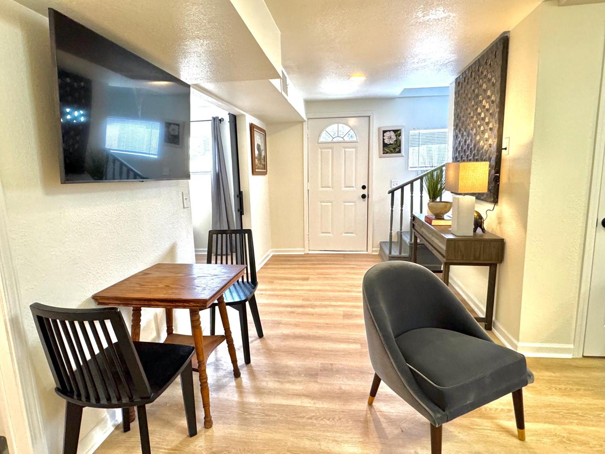 Upgraded Suite - Easy Access To Uptown #N29 オクラホマシティ エクステリア 写真