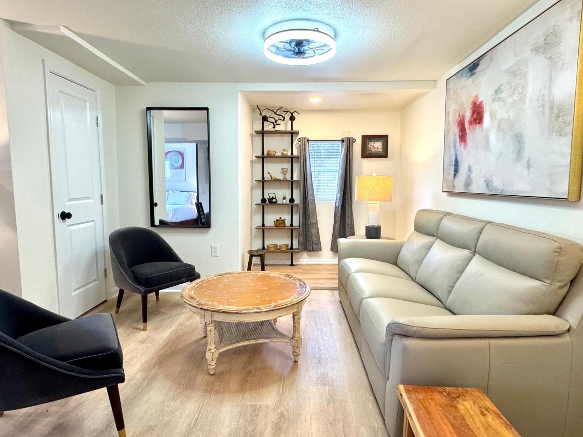 Upgraded Suite - Easy Access To Uptown #N29 オクラホマシティ エクステリア 写真