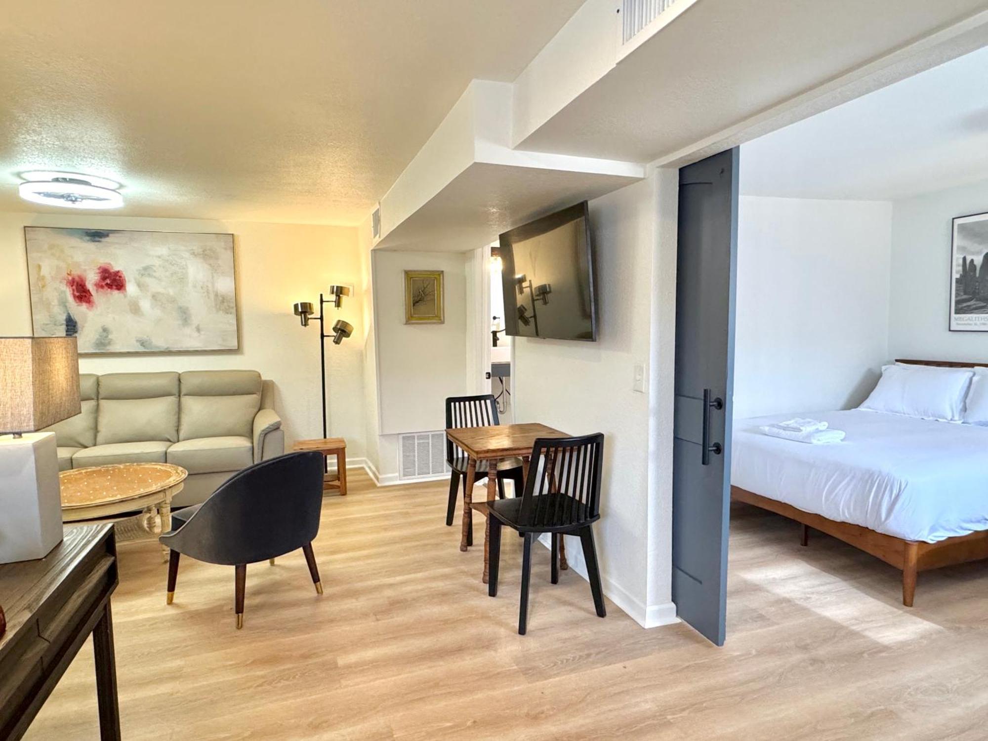 Upgraded Suite - Easy Access To Uptown #N29 オクラホマシティ エクステリア 写真